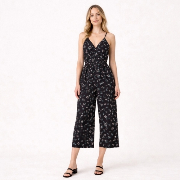 Pants - Floral Wide Leg Cropped Jumpsuit Medium Black Faux Wrap Culotte Rayon